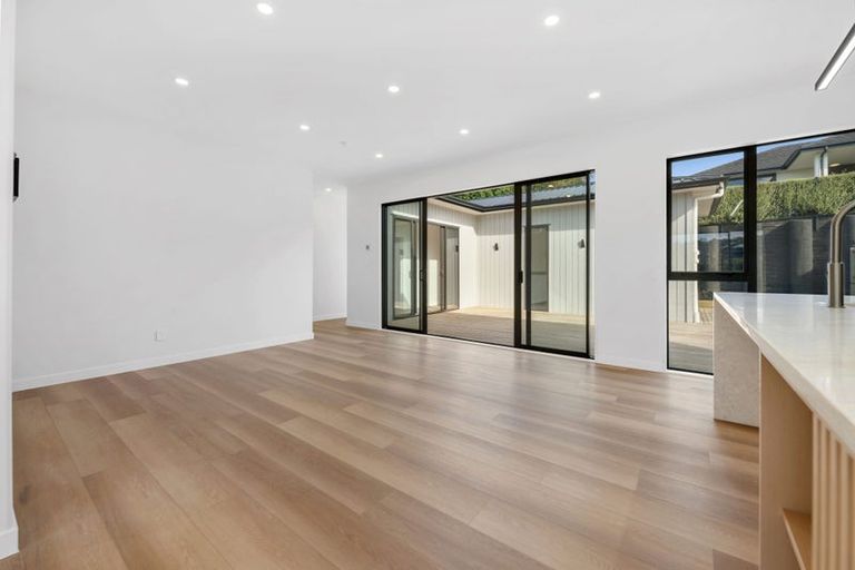 Photo of property in 12 Rongoa Maori Way, Pukekohe, 2120