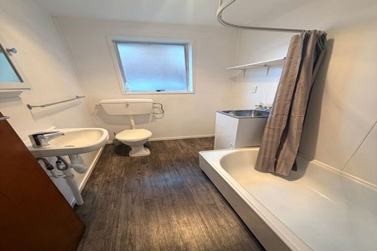 Photo of property in 3/14 Burdale Street, Riccarton, Christchurch, 8011