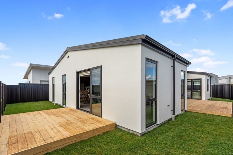 Photo of property in 20 Rehua Way, Papamoa, 3118