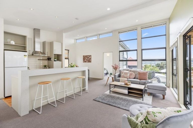 Photo of property in 9c Tavistock Road, Melrose, Wellington, 6023