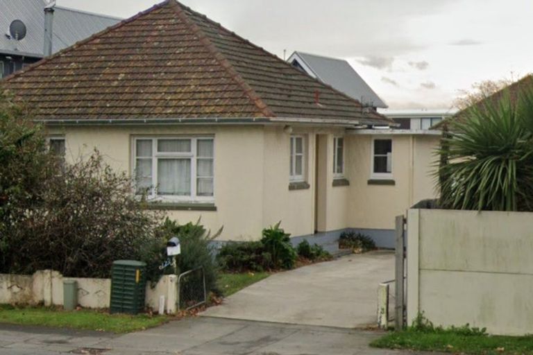 Photo of property in 172 Blenheim Road, Riccarton, Christchurch, 8041