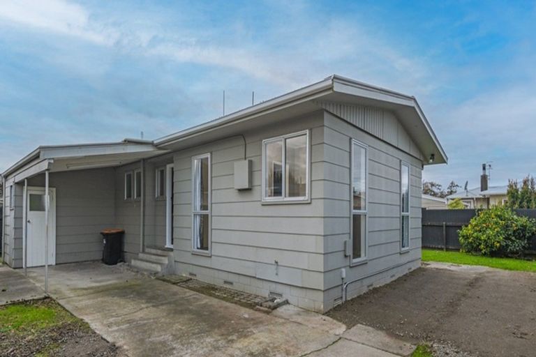 Photo of property in 73b Kaimanawa Street, Kelvin Grove, Palmerston North, 4414