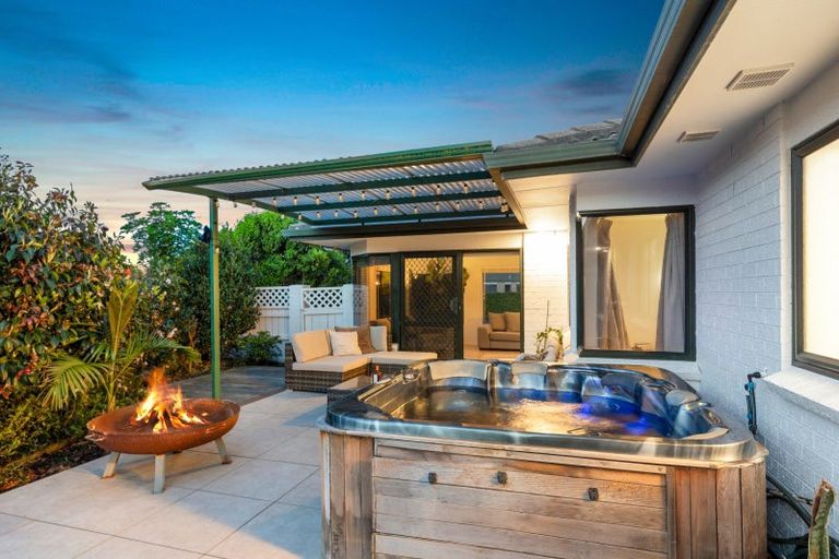 Photo of property in 16 Luculia Drive, Mount Maunganui, 3116