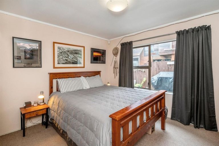 Photo of property in 1/11 Eugenia Rise, Totara Heights, Auckland, 2105