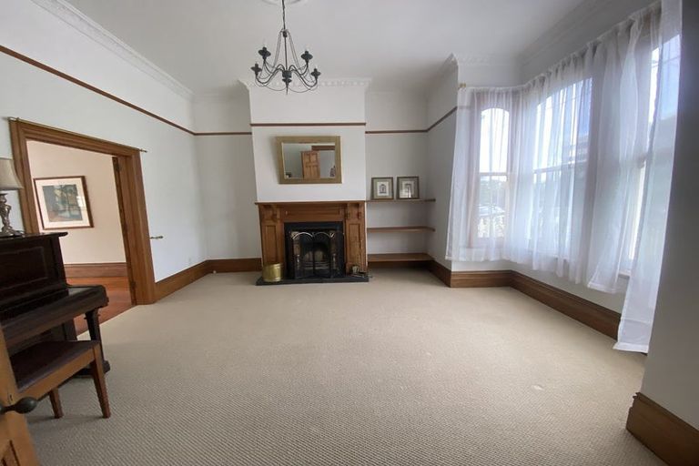 Photo of property in 128 Tinakori Road, Thorndon, Wellington, 6011