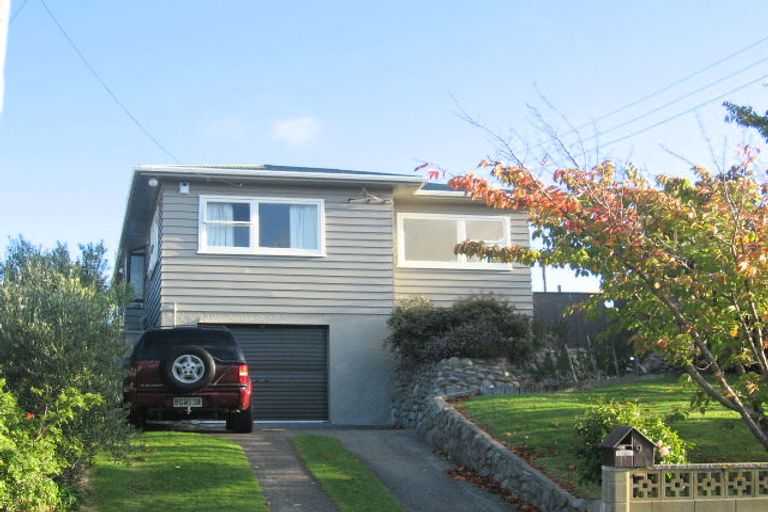 Photo of property in 9 Whyte Street, Paraparaumu Beach, Paraparaumu, 5032