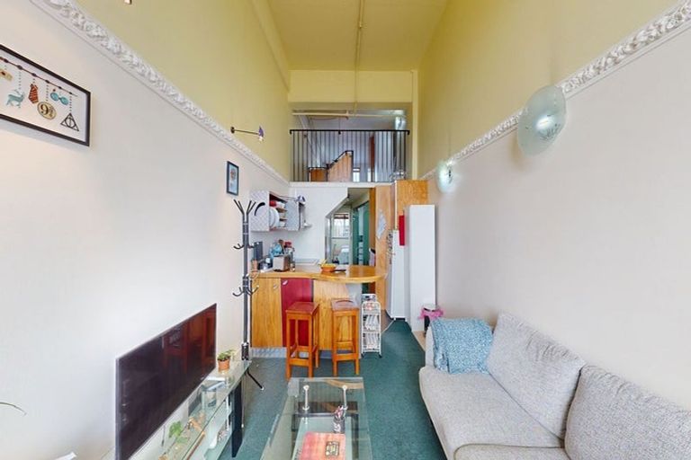 Photo of property in Qba Apartments, 1o/51 Webb Street, Mount Cook, Wellington, 6011