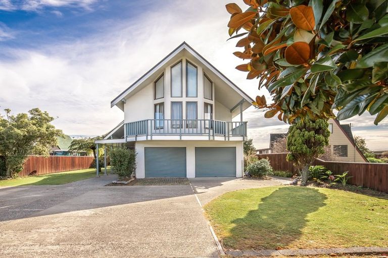 Photo of property in 27 Orowaiti Road, Westport, 7825