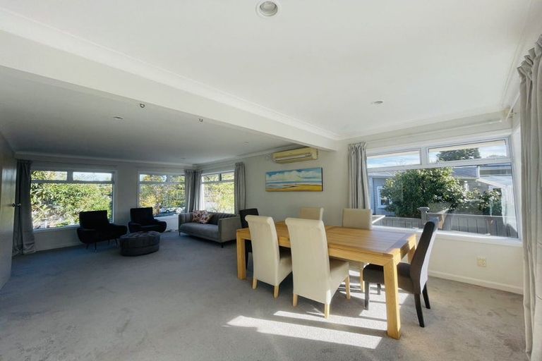 Photo of property in 2/31 Wolsley Avenue, Milford, Auckland, 0620