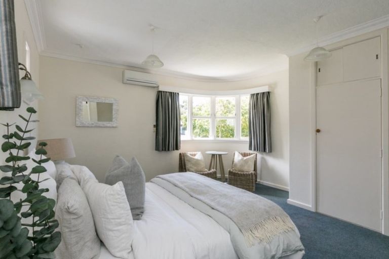 Photo of property in 5 Madeira Road, Bluff Hill, Napier, 4110