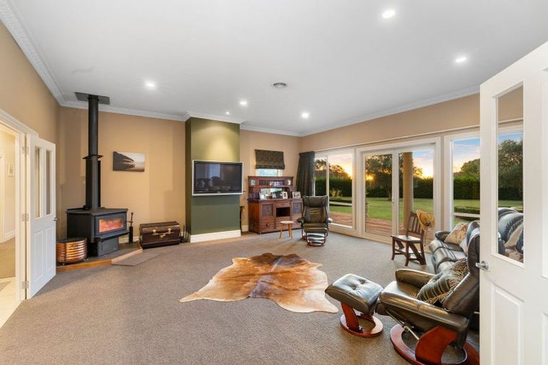 Photo of property in 17b Te Manuao Road, Otaki, 5512
