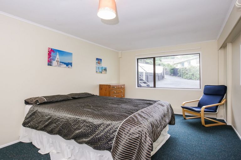 Photo of property in 5 Autumn Avenue, Glen Eden, Auckland, 0602