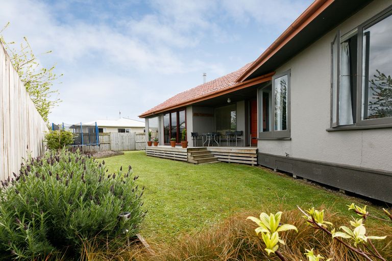 Photo of property in 1a Carthew Street, Feilding, 4702