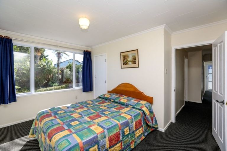 Photo of property in 525d Mangorei Road, Highlands Park, New Plymouth, 4312