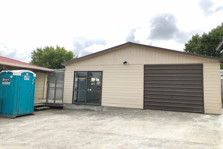 Photo of property in 127 Moire Road, West Harbour, Auckland, 0618