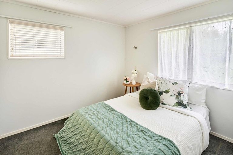 Photo of property in 51 Sea Vista Drive, Pukerua Bay, 5026