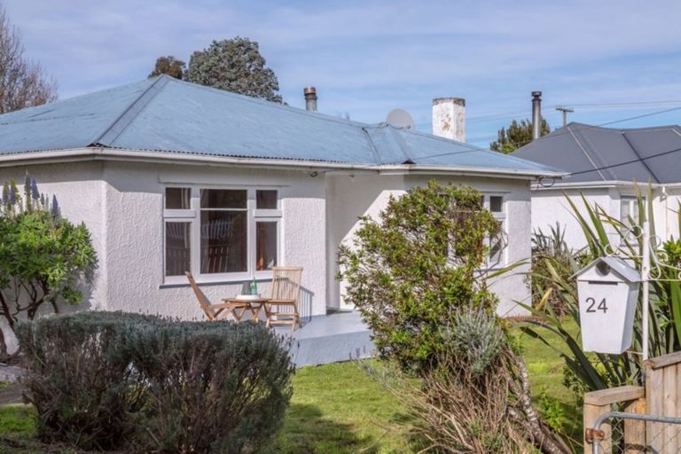 Photo of property in 24 Johnston Street, Featherston, 5710