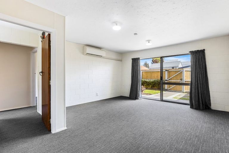 Photo of property in 2/524 Armagh Street, Linwood, Christchurch, 8011