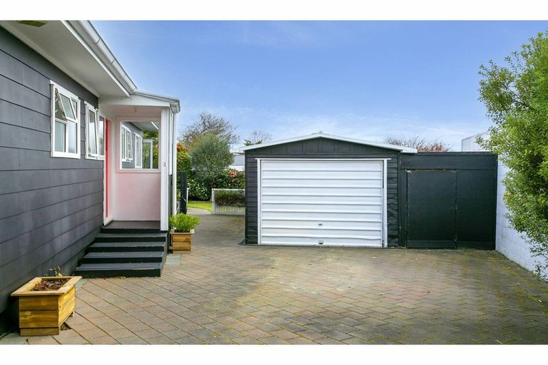 Photo of property in 65 Richmond Avenue, Richmond Heights, Taupo, 3330