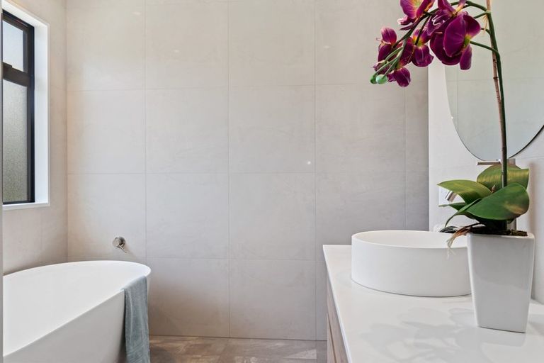 Photo of property in 10 Tussle Grove, Halswell, Christchurch, 8025