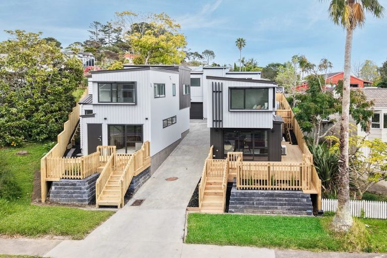 Photo of property in 23a Caribbean Drive, Unsworth Heights, Auckland, 0632