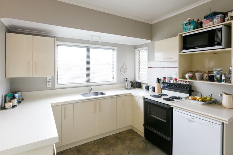 Photo of property in 1a Carthew Street, Feilding, 4702