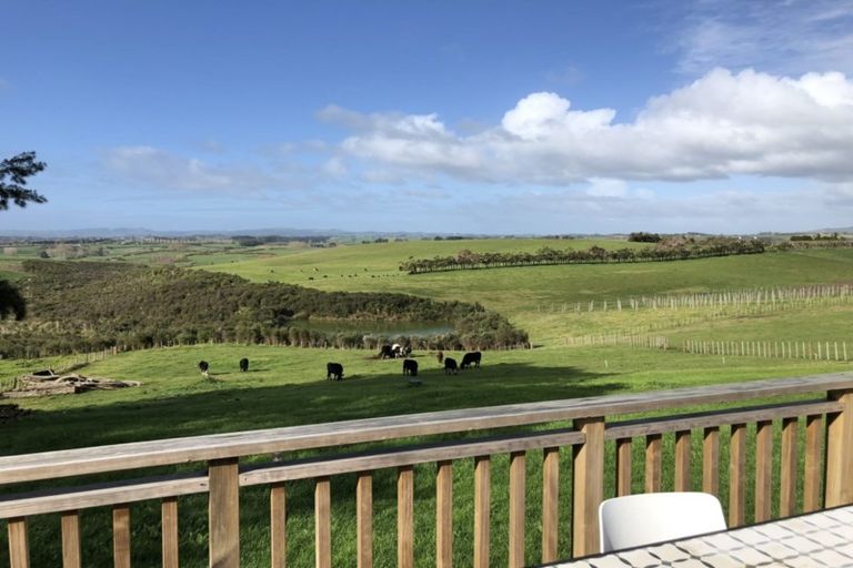 Photo of property in 160 Batty Road, Kingseat, Papakura, 2580