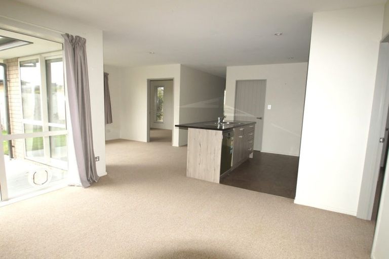 Photo of property in 32 Murphys Road, Halswell, Christchurch, 8025