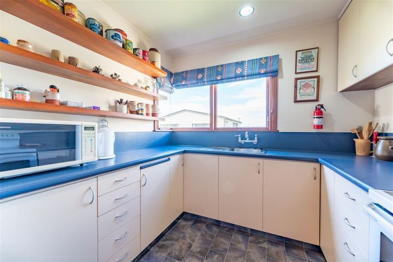 Photo of property in 100 Cox Street, Geraldine, 7930