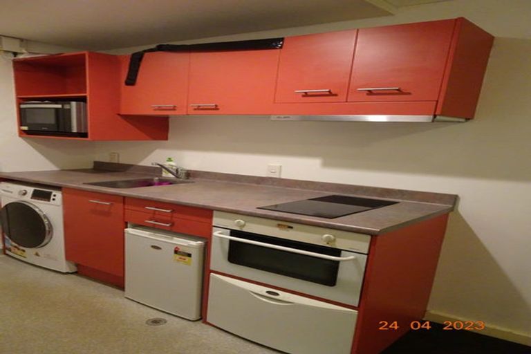 Photo of property in Aitken Street Apartments, 402/5 Aitken Street, Thorndon, Wellington, 6011