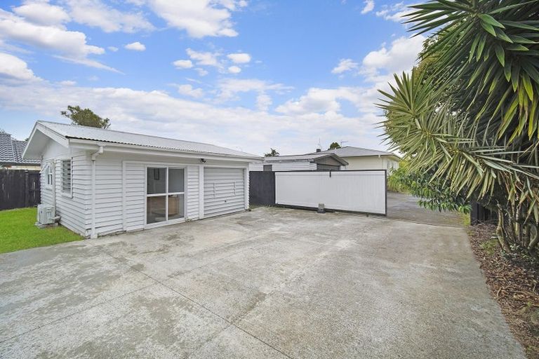 Photo of property in 2/450 Great South Road, Opaheke, Papakura, 2113