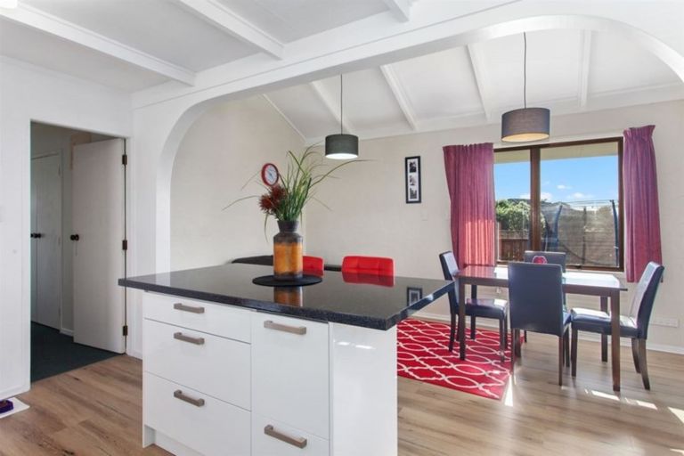 Photo of property in 12 Landscape Road, Coastlands, Whakatane, 3120