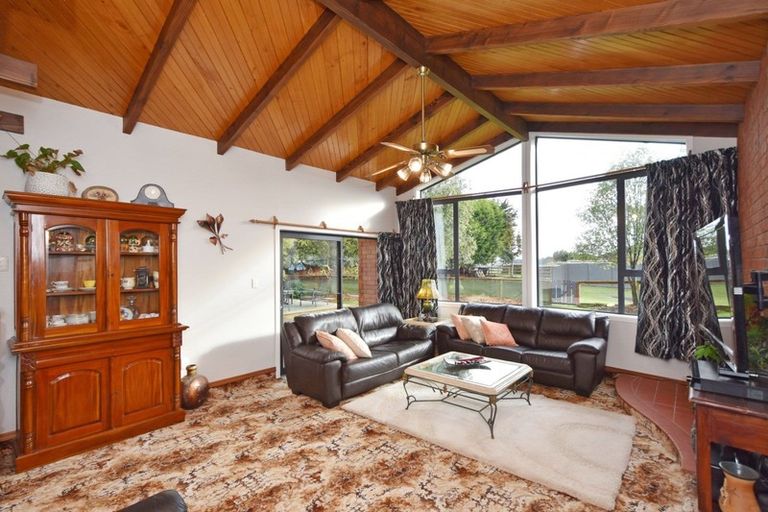 Photo of property in 98 Matua Road, Otatara, Invercargill, 9879