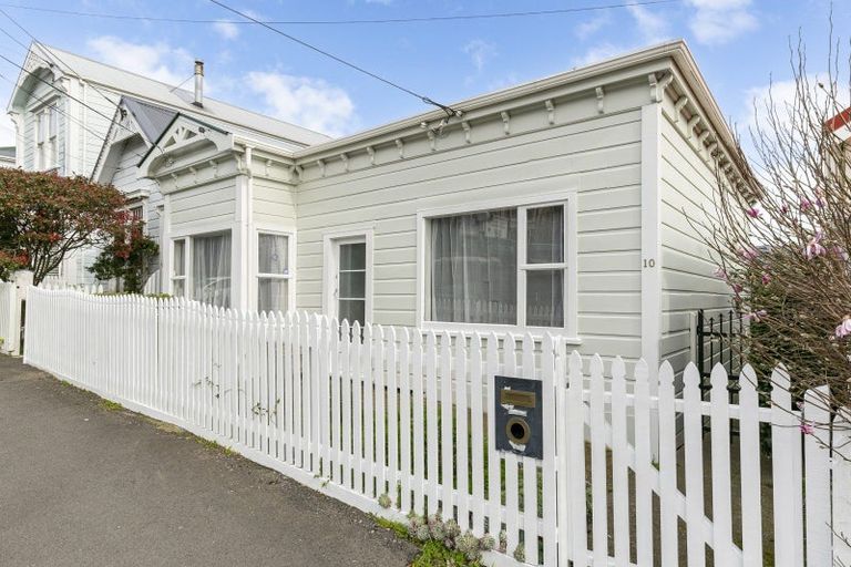 Photo of property in 10 Hiropi Street, Newtown, Wellington, 6021