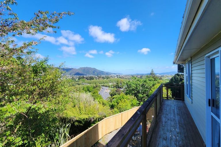 Photo of property in 18 Major Drive, Kelson, Lower Hutt, 5010