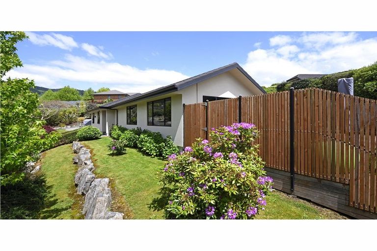 Photo of property in 28 Park Drive, Richmond, 7020