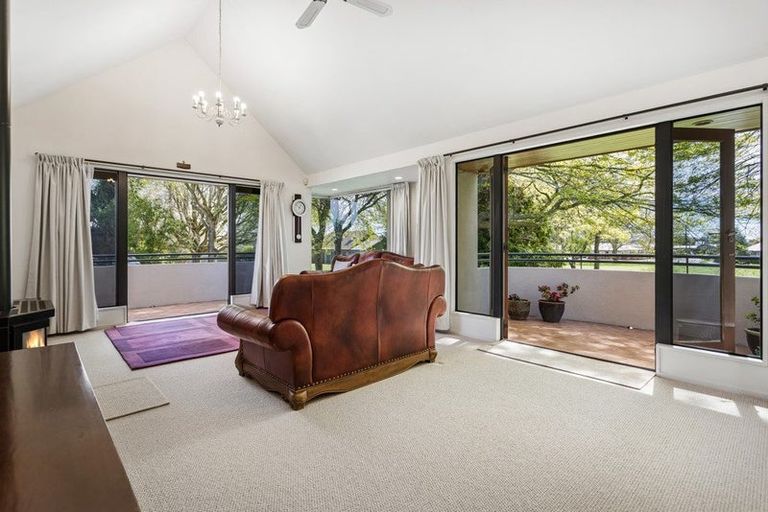Photo of property in 2/4 Bevington Street, Avonhead, Christchurch, 8042