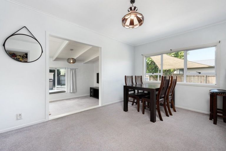 Photo of property in 2/15 Greerton Road, Gate Pa, Tauranga, 3112