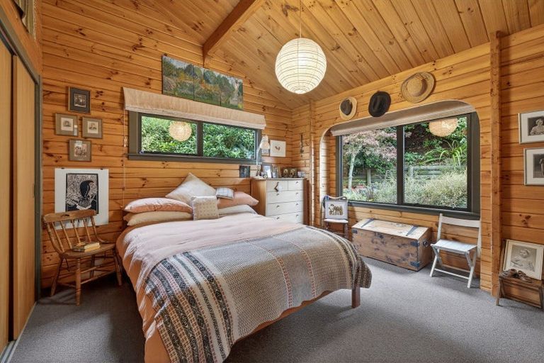 Photo of property in 35 Merlincote Crescent, Governors Bay, 8971