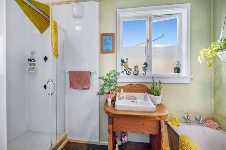 Photo of property in 90 Baker Street, Stirling, 9231