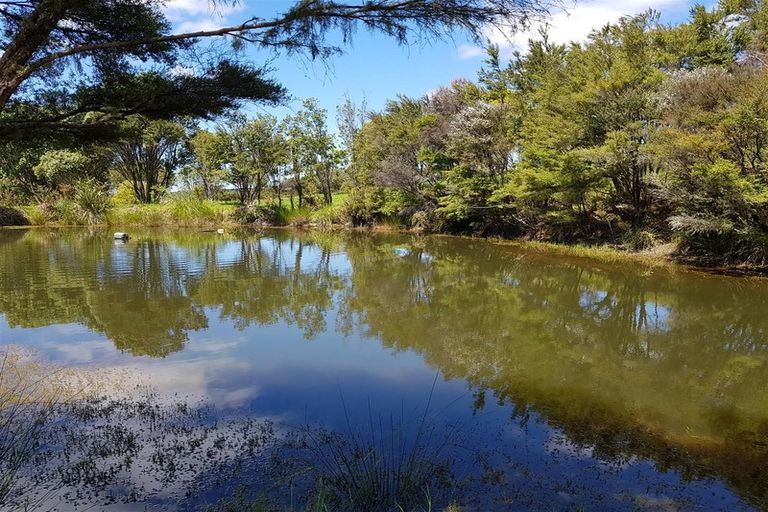 Photo of property in 797 Millbrook Road, Waipu, 0582