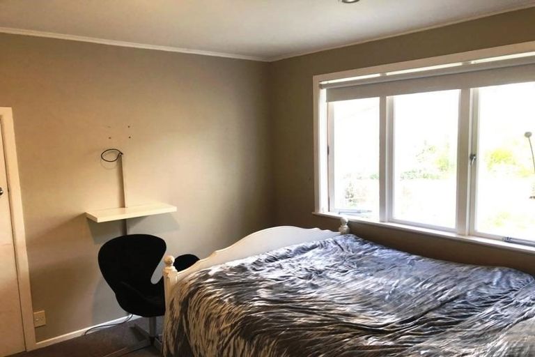 Photo of property in 64 Forest Lake Road, Forest Lake, Hamilton, 3200