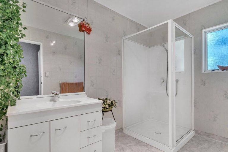 Photo of property in 55 Charles Street, Carterton, 5713