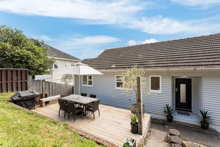 Photo of property in 20 Elphinstone Avenue, Strathmore Park, Wellington, 6022