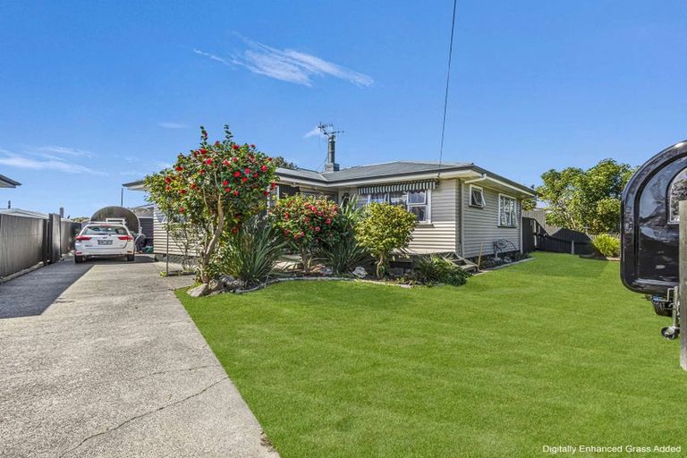 Photo of property in 12 Hitchings Avenue, Onekawa, Napier, 4110