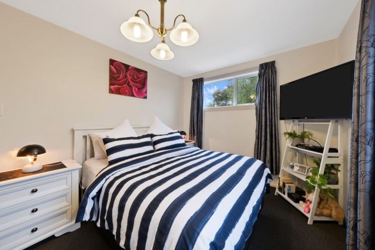 Photo of property in 4 Wimborne Crescent, Aranui, Christchurch, 8061