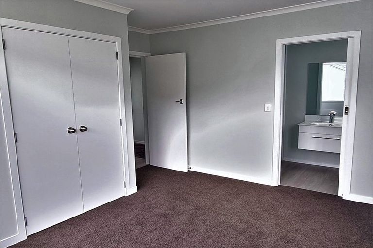 Photo of property in 15 Trent Street, Island Bay, Wellington, 6023