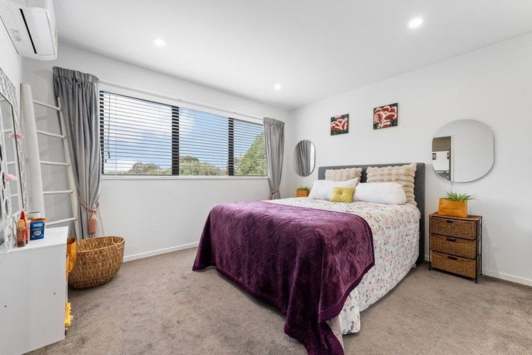 Photo of property in 23d Princeton Parade, Albany, Auckland, 0632