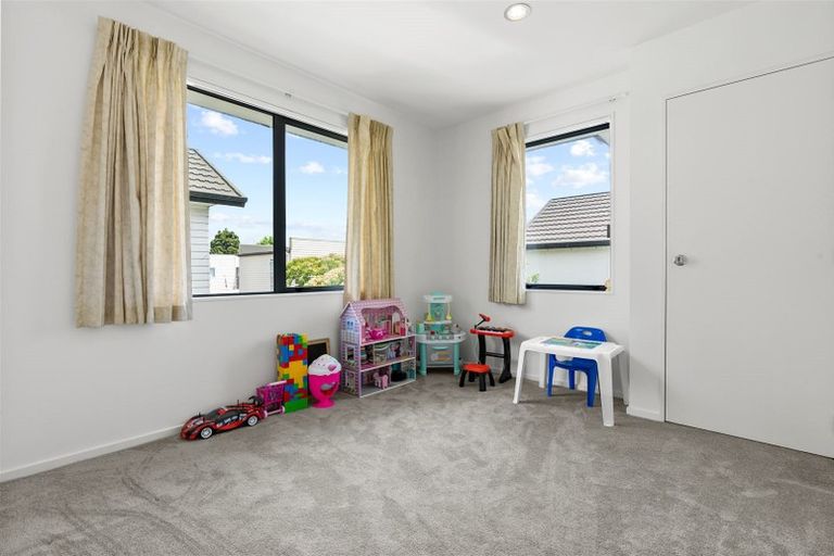 Photo of property in 176 Porchester Road, Takanini, 2112