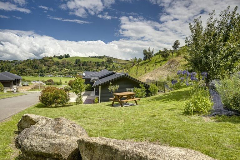 Photo of property in 7 Ridgeway Terrace, Taradale, Napier, 4112